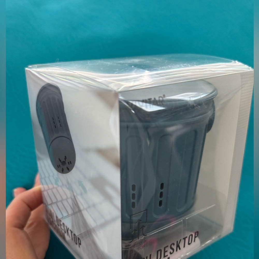 Mini Desktop Vacuum Cleaner - Gray - Picture 2 of 5
